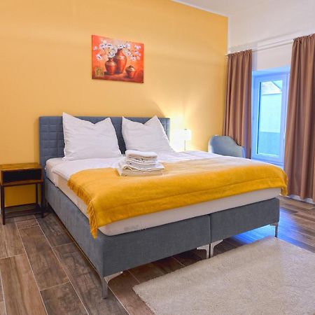 Boardinghouse Am Welzbach Apartment Gau-Algesheim Bagian luar foto