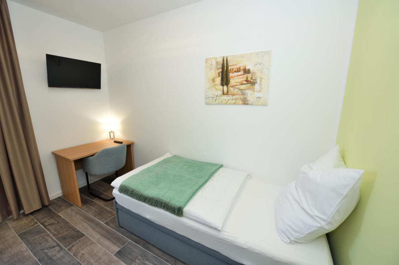 Boardinghouse Am Welzbach Apartment Gau-Algesheim Bagian luar foto